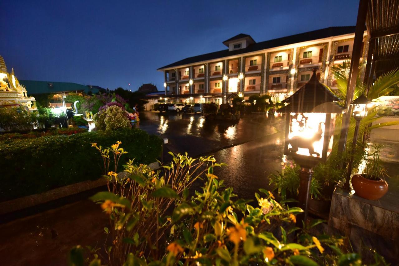 KT Knight Hotel Surin Exterior foto
